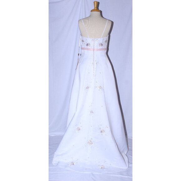 Lenovia#39304 Heavy Satin Wedding Gown with Pink Accents-Size 14-White with Pink - Picture 2 of 10